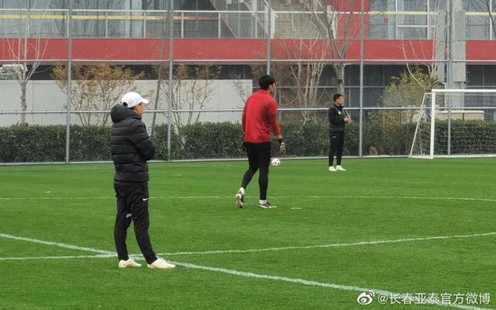 女大学生的柔情